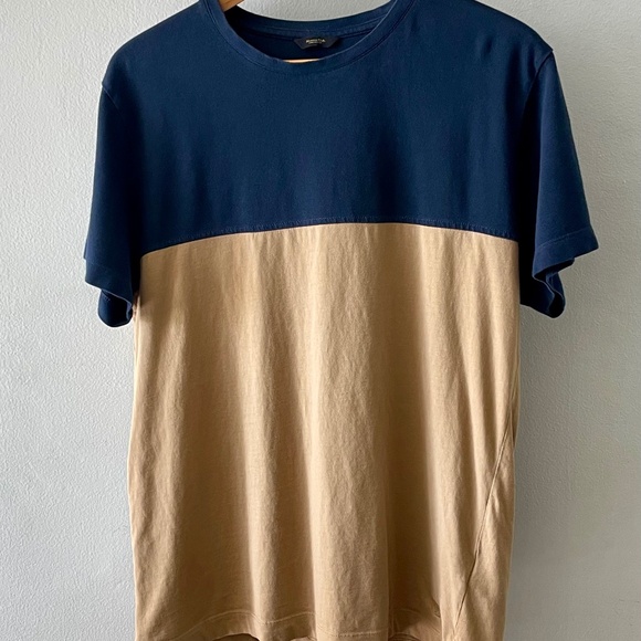 Share Massimo Dutti Designer Men’s Streetwear T-shirt Size Large Blue And Tan - Picture 1 of 8